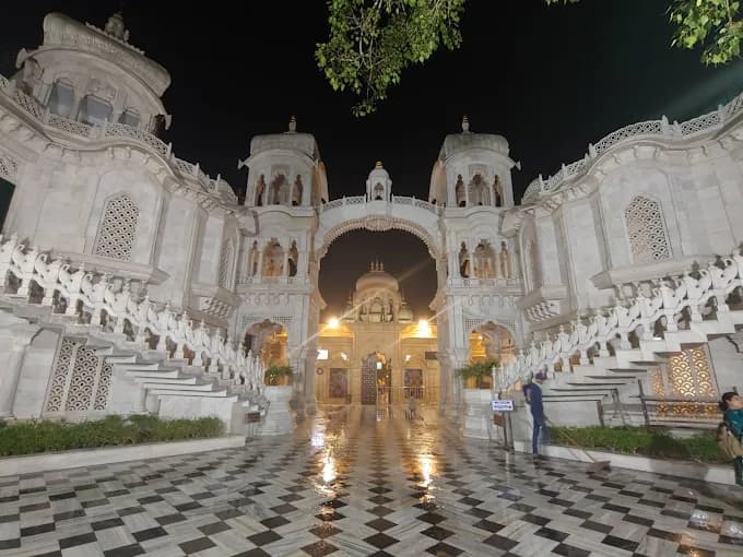 ISKCON Temple (Sri Sri Krishna Balaram Mandir)